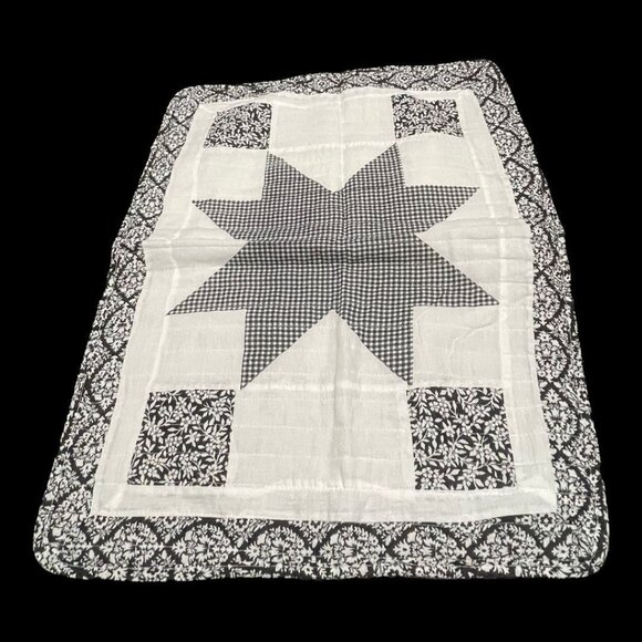 2 Vintage Pem-America Standard Pillow Shams - Picture 3 of 8